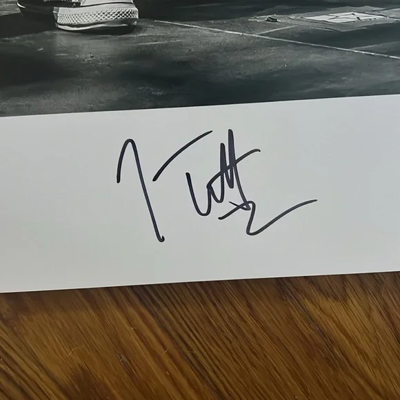 Autographed Photo Def Leppard Limited Edition 3/10 - Picture 4 of 11